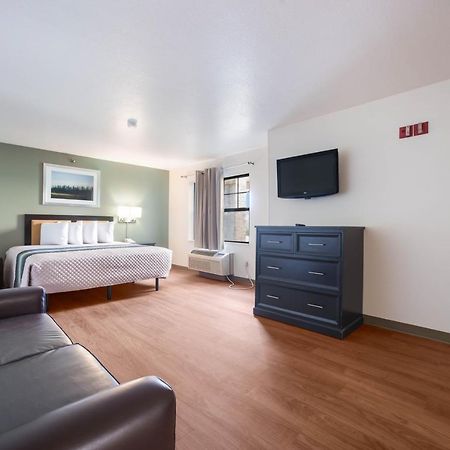 Hometowne Studios By Red Roof St. Louis - Airport/N Lindbergh Hazelwood Ngoại thất bức ảnh
